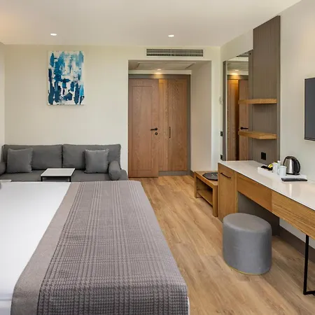 Hotel Dobedan World Palace 