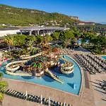 Hotel Dobedan World Palace 