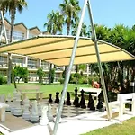 Hotel Dobedan World Palace 