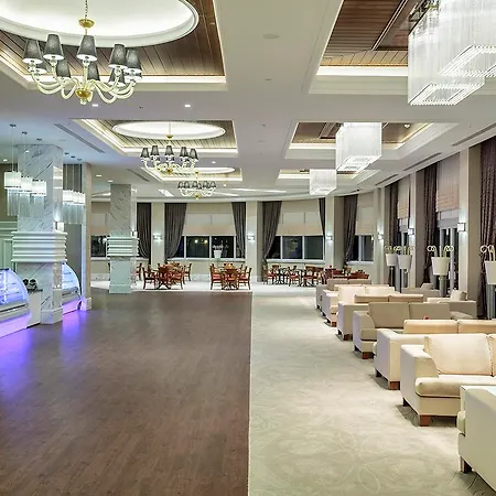 Hotel Dobedan World Palace 