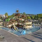 Dobedan World Palace 