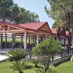 Dobedan World Palace 