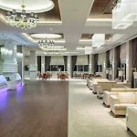 Hotel Dobedan World Palace 