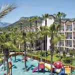 Dobedan World Palace 