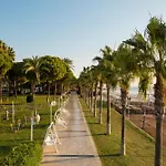 Dobedan World Palace 