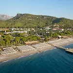 Dobedan World Palace 