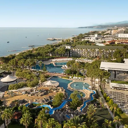 فندق Dobedan World Palace 