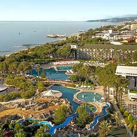 Hotel Dobedan World Palace 