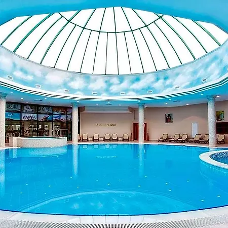 Dobedan World Palace 
