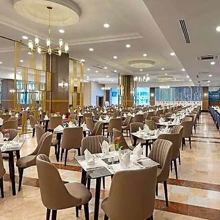 Dobedan World Palace 