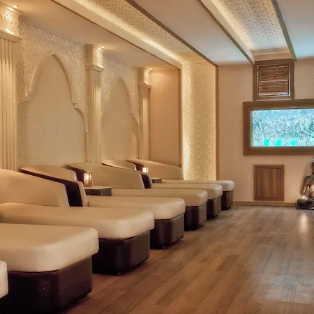 Dobedan World Palace 