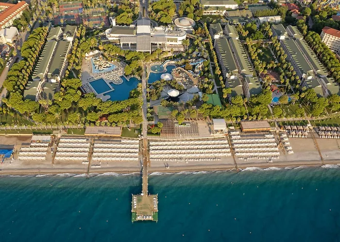 Hotel Dobedan World Palace 