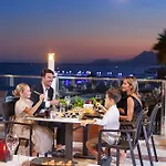 Hotel Dobedan World Palace 
