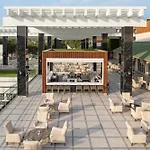 Dobedan World Palace 