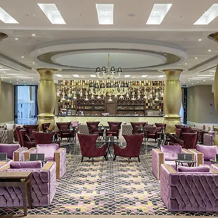 Hotel Dobedan World Palace 