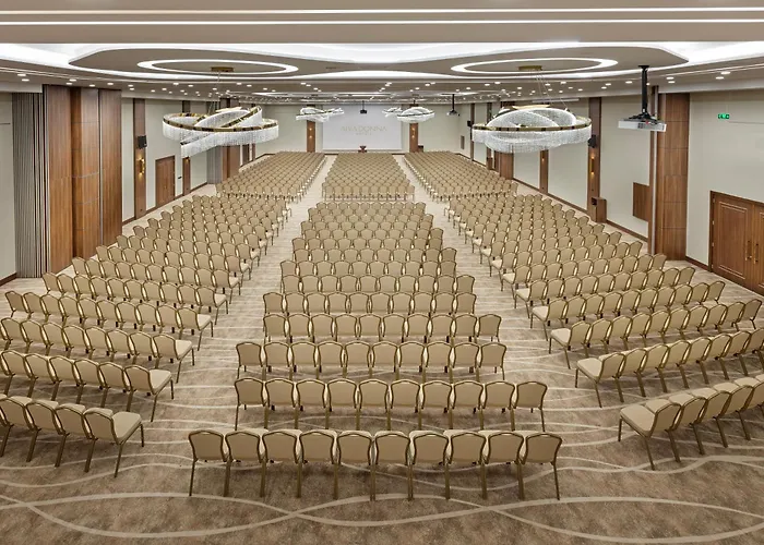 Dobedan World Palace 